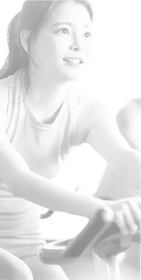 運動をする女性